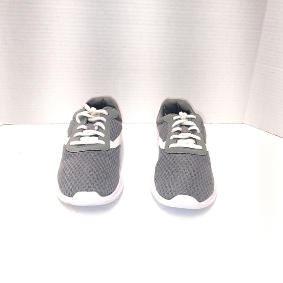 Athletic Works Boys Gray Mesh Gym Shoes Sneakers Size 3 Lace-Up Lightweight - Picture 3 of 7